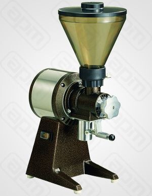 КОФЕМОЛКА SANTOS 01PS КОРИЧНЕВАЯ С ДЕРЖАТЕЛЕМ ПАКЕТА