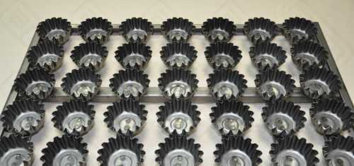 Сборка форм гофрированных для кексов 20 мл 61 шт решетка 6040 см черный металл с антипригарным